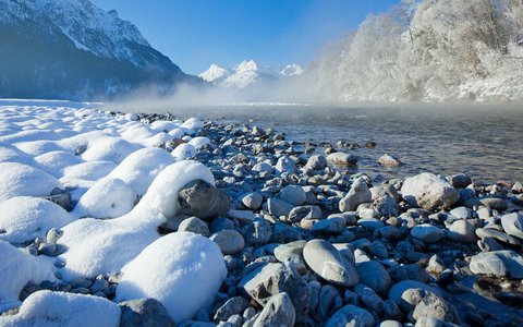 [Translate to Englisch:] Aktiver Bergwinter im Lechtal