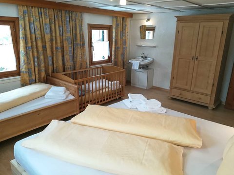 DREXEL HOLIDAY HOME